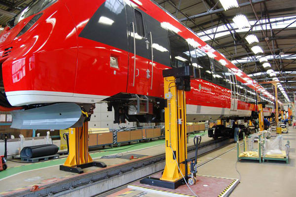 薄型液壓千斤頂用于橋梁頂升維修