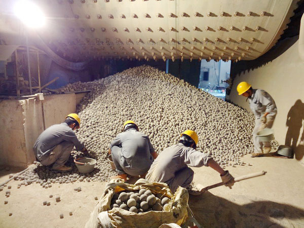 全自動鋼球篩選機應用現場